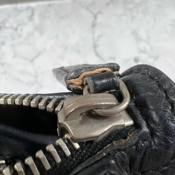 ❌SOLD❌Dior Navy Monogram Crossbody - Picture 9 of 9